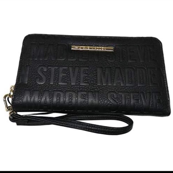 Steve Madden Handbags - Steve Madden logo zip-around wallet